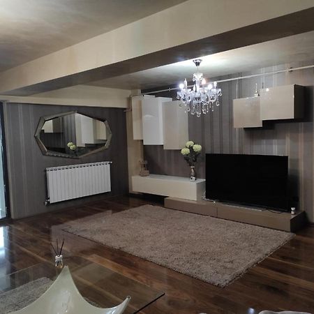Apartament Lux Ultracentral Craiova Exteriér fotografie